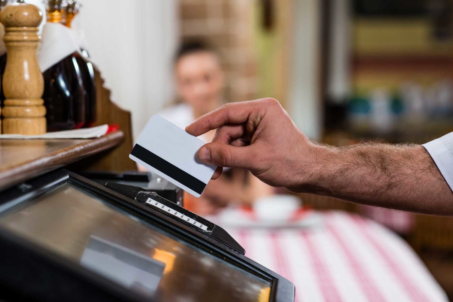 Card machine for small businesses